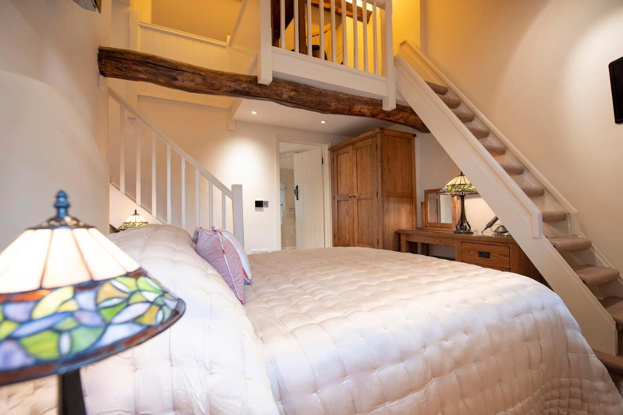 Neroli River View Apartment Bourton-on-the-Water Dış mekan fotoğraf
