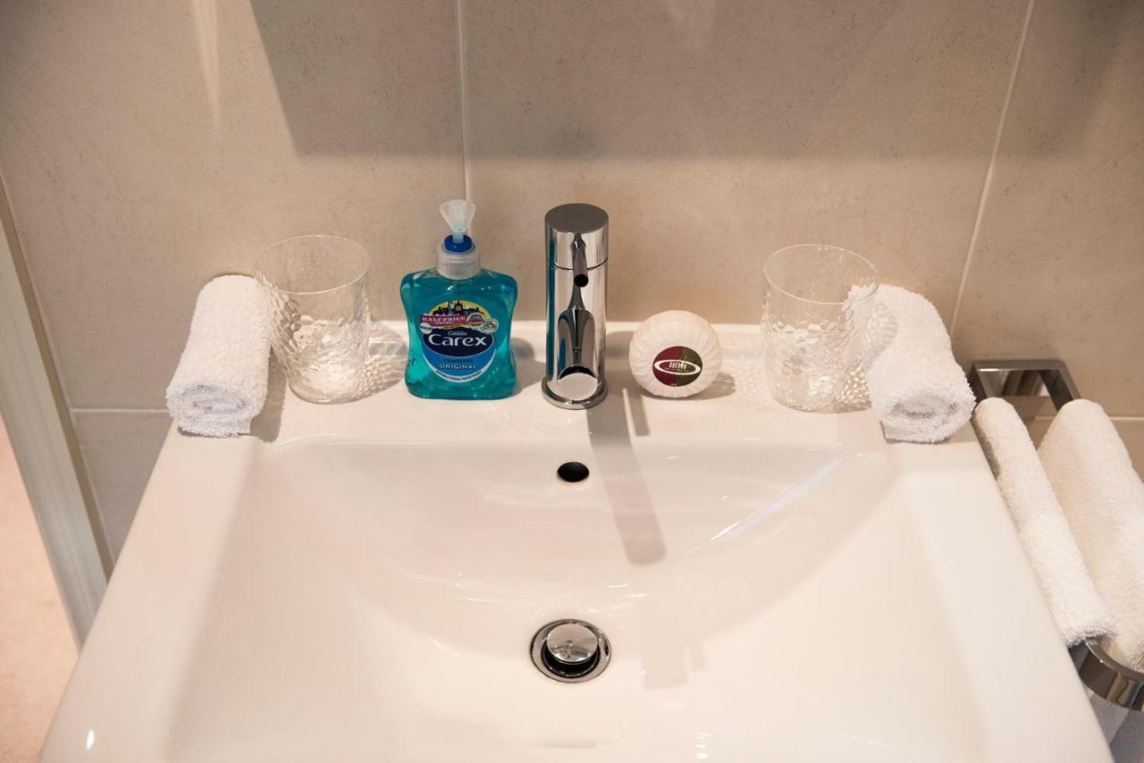 Neroli River View Apartment Bourton-on-the-Water Dış mekan fotoğraf